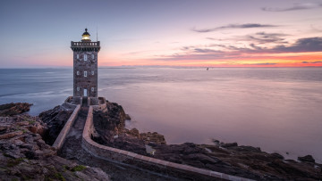 Картинка kermorvan+lighthouse france природа маяки kermorvan lighthouse