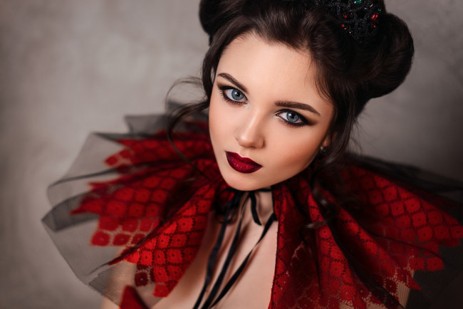 Обои картинки фото девушки, - лица,  портреты, макияж, брюнетка, воротник