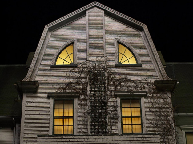 Обои картинки фото amityville, horror, the, 2005, кино, фильмы