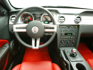 Картинка ford mustang 2005 автомобили интерьеры