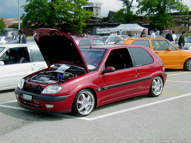 Обои картинки фото citroen, saxo, автомобили, выставки, уличные, фото