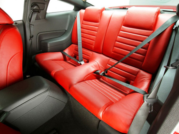 Обои картинки фото ford, mustang, 2005, автомобили, интерьеры
