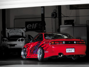 Картинка автомобили nissan datsun