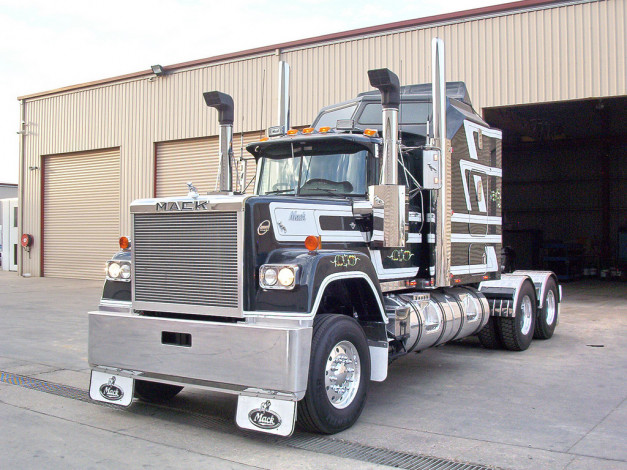 Обои картинки фото автомобили, mack