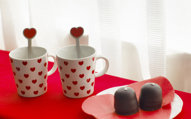 Обои картинки фото разное, посуда, столовые, приборы, кухонная, утварь, стол, чашки