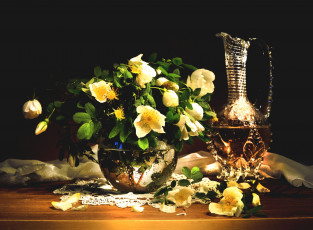 Картинка цветы шиповник букет кувшин