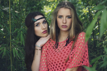 Картинка девушки -unsort+ группа+девушек взгляд лицо