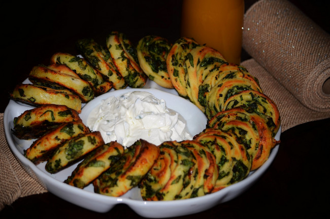 Обои картинки фото еда, хлеб,  выпечка, рулет