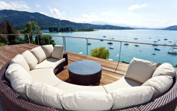 Картинка интерьер веранды +террасы +балконы залив яхты терраса обзор диван