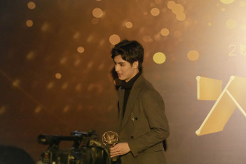 Картинка мужчины wang+hao+xuan ван хао сюань