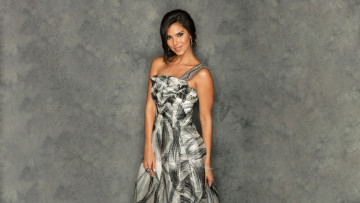 Картинка девушки roselyn+sanchez roselyn sanchez