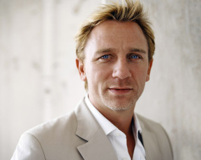 Картинка мужчины daniel craig