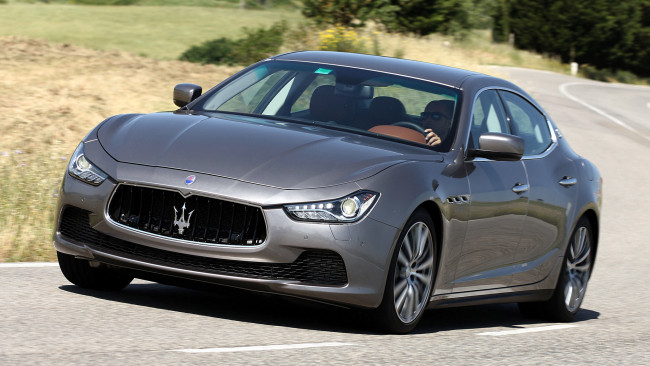 Обои картинки фото maserati, ghibli, автомобили, элитные, эксклюзивные, италия, s, p, a