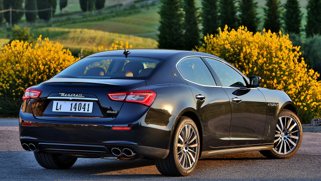 Обои картинки фото maserati, ghibli, автомобили, s, p, a, элитные, эксклюзивные, италия