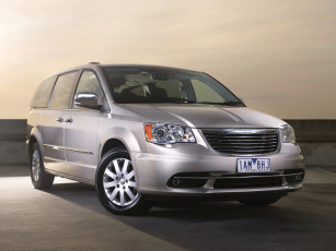 Картинка автомобили chrysler grand voyager au-spec