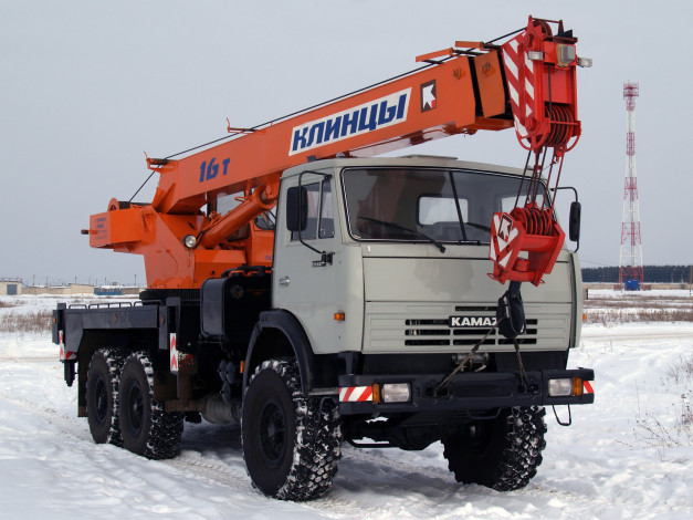 Обои картинки фото техника, краны, на, шасси, камаз, 43118, клинцы, кс-35719-7-02