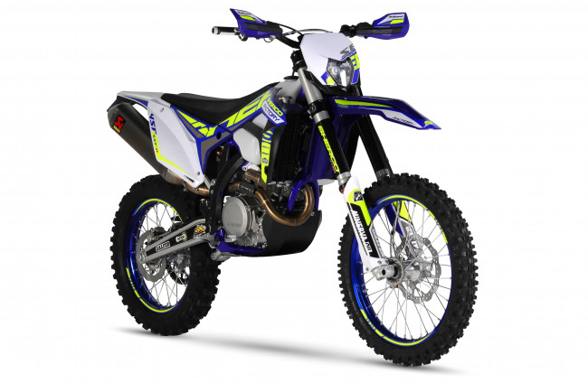 Обои картинки фото мотоциклы, sherco