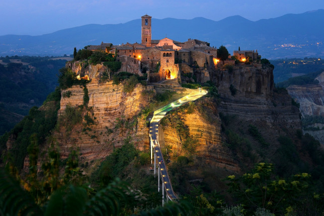 Обои картинки фото bagnoregio, города, - панорамы, простор