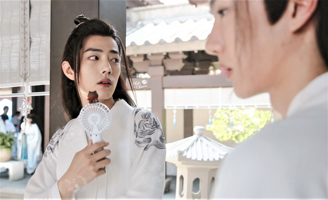 Обои картинки фото разное, знаменитости, ван, ибо, сяо, чжань, костюмы, съемки