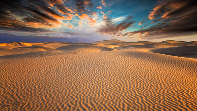 Обои картинки фото природа, пустыни, пустыня, песок, барханы, облака