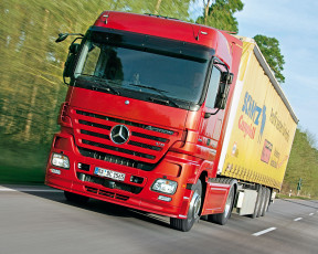 Картинка автомобили mercedes trucks