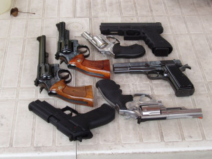 Картинка оружие пистолеты