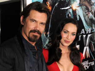 Картинка megan fox and josh brolin разное знаменитости