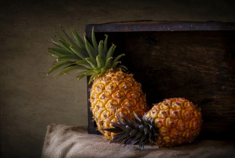 Картинка еда ананас вкусно листья фон