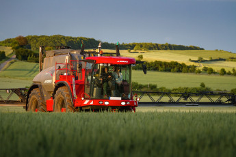 Картинка техника распылители работы сельхоз