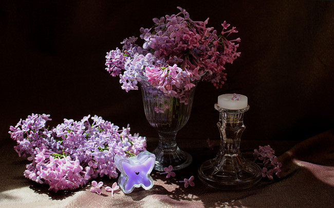 Обои картинки фото цветы, сирень, композиция, свечи