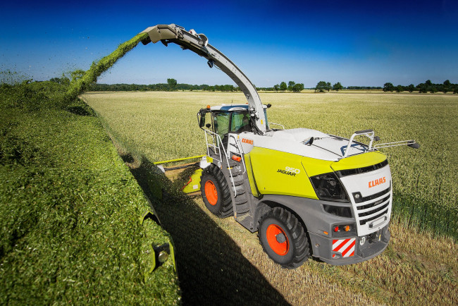 Обои картинки фото техника, комбайны, работы, сельхоз