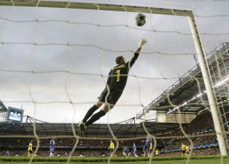 обоя спорт, футбол, ворота, вратарь, мяч, поле