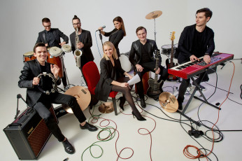 обоя новые самоцветы, музыка, саксофон, гитары, музыкальные, инструменты, музыканты, группа, новые, самоцветы