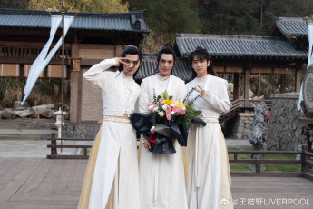 Картинка разное знаменитости танец феникса ван хаосюань wang hao xuan