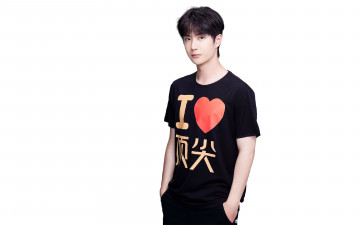 Картинка мужчины wang+yi+bo актер певец футболка
