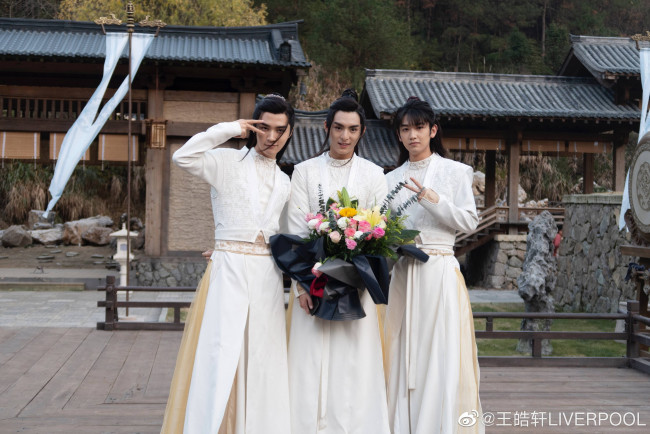 Обои картинки фото разное, знаменитости, танец, феникса, ван, хаосюань, wang, hao, xuan