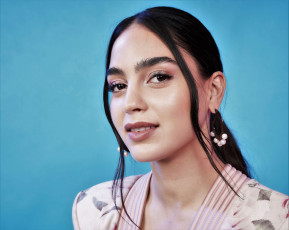 Картинка melissa+barrera девушки -+лица +портреты брюнетка лицо