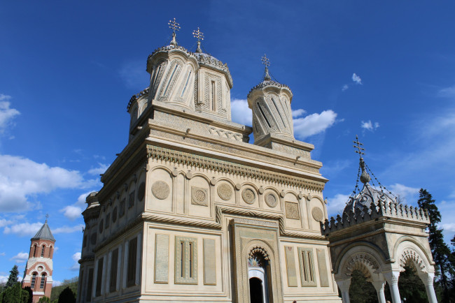 Обои картинки фото monastery, curtea de arges, romania, города, - православные церкви,  монастыри, curtea, de, arges