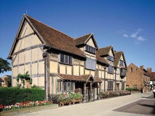 Картинка города здания дома