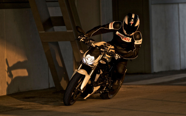 Обои картинки фото мотоциклы, ducati