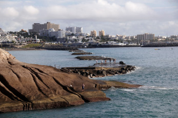 Картинка tenerife adeje beach города пейзажи море панорама
