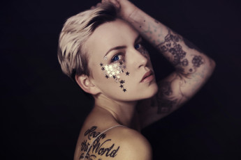Картинка девушки -unsort+ лица +портреты девушка взгляд стиль звёздочки тату