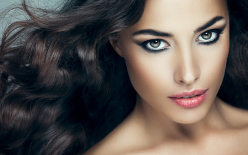 Картинка девушки -unsort+ лица +портреты волосы взгляд макияж модель девушка волнистые кудри шея