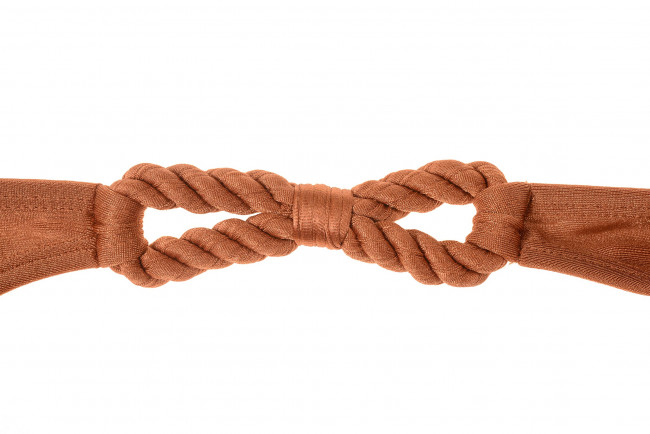 Обои картинки фото разное, одежда,  обувь,  текстиль,  экипировка, натяжение, бант, пояс