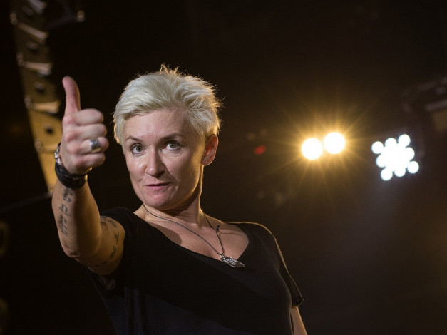 Обои картинки фото диана арбенина, музыка, ночные снайперы, певица, тату, женщина