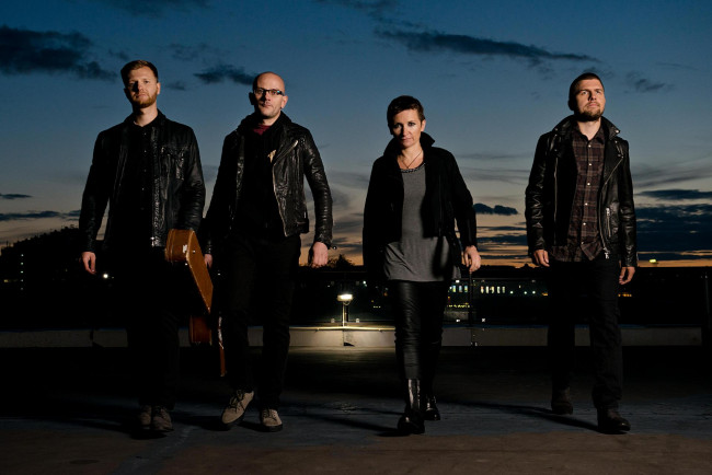 Обои картинки фото диана арбенина, музыка, ночные снайперы, женщина, мужчина, группа, певица