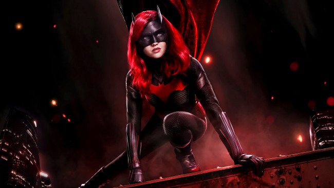 Обои картинки фото batwoman , 2019-, рисованное, комиксы, боевик, 2019, фантастика, batwoman, криминал, сериал