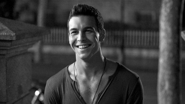 Обои картинки фото мужчины, mario casas, монохром