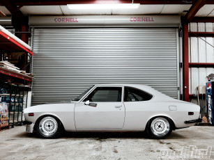 Картинка 1973 mazda rx2 автомобили