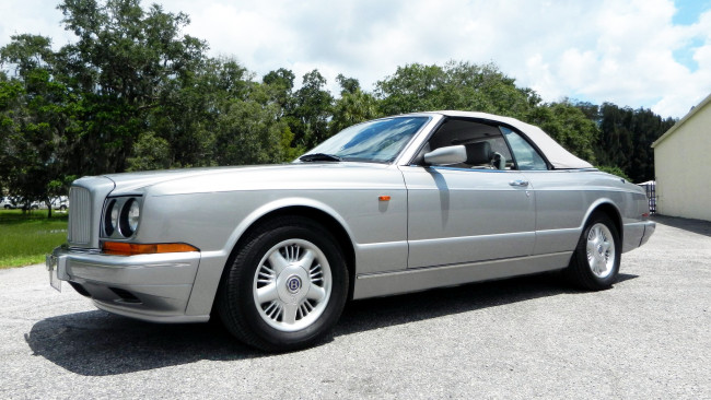 Обои картинки фото bentley, azure, автомобили, motors, премиум-класс, великобритания, элитные